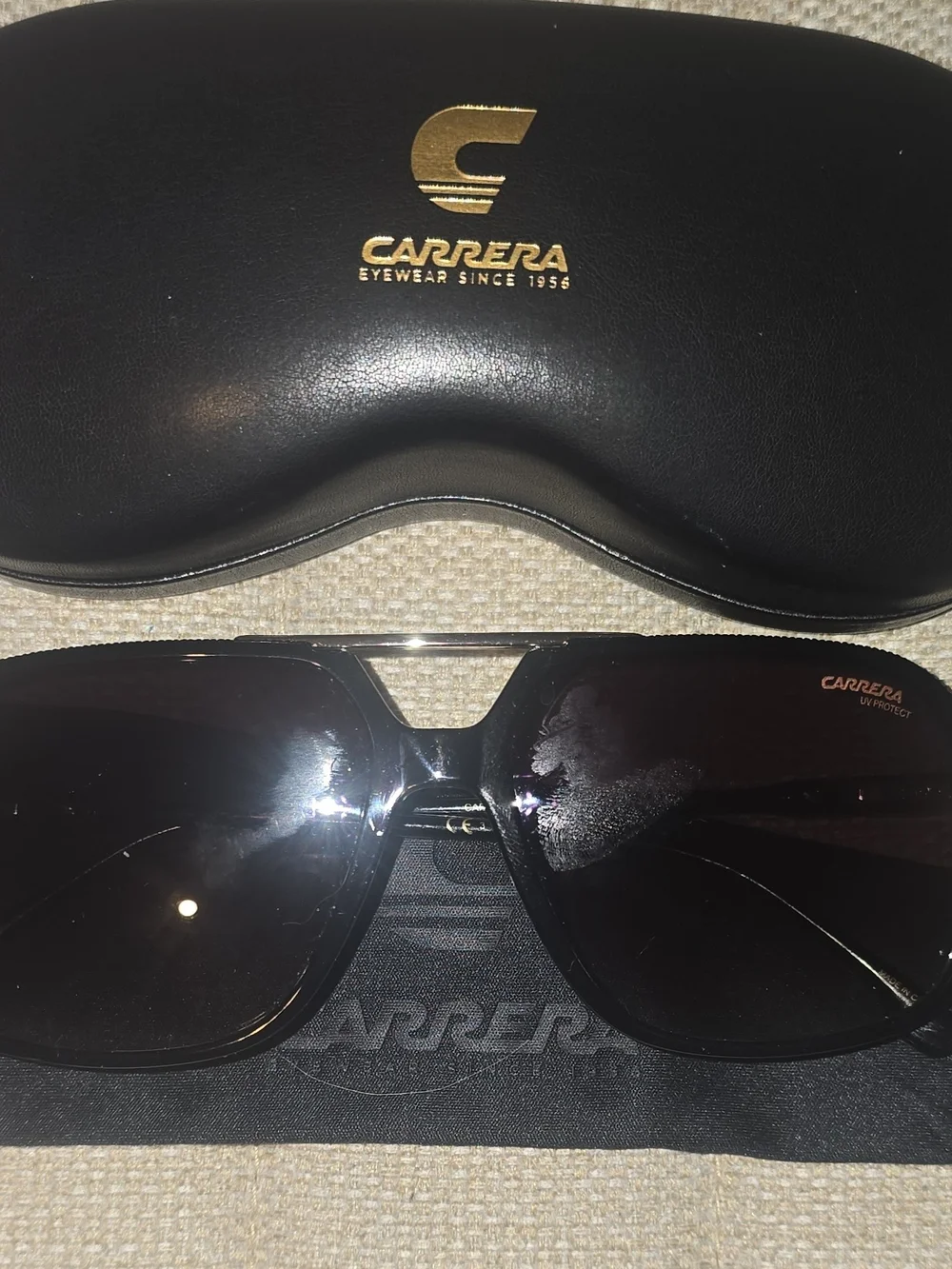 NWOT Carrera Victory C 01/S Unisex Square Aviator Sunglasses Black Case & Cloth